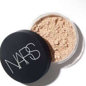 NARS Soft Velvet Loose Powder • Beach • NWT Discontinued
